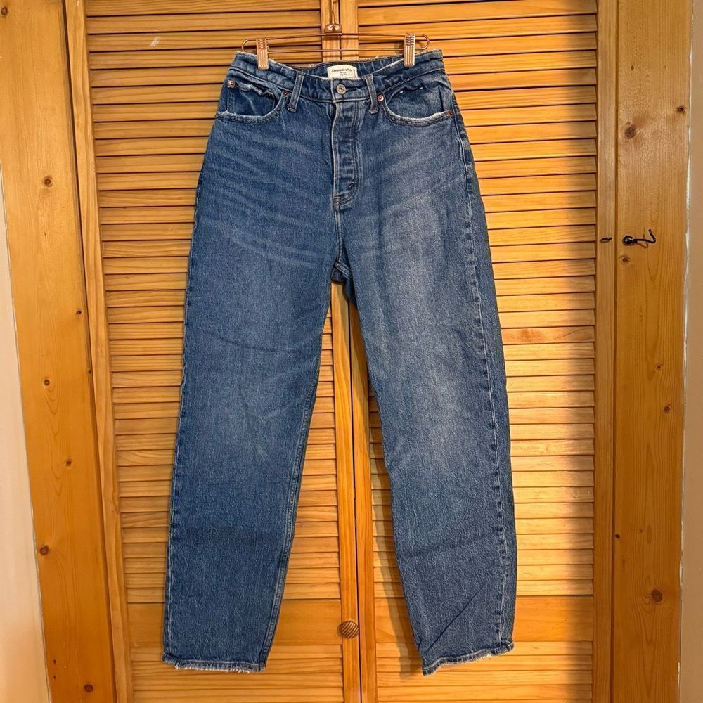 Abercrombie & Fitch the dad High Rise Blue Jeans size 8